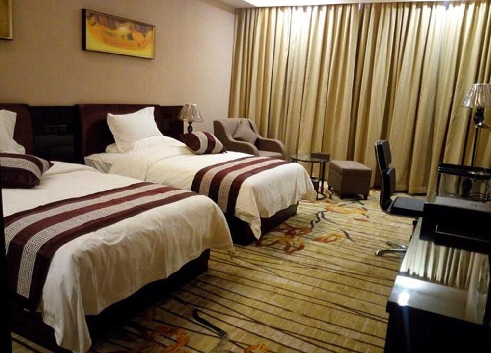 Liang Fan Holiday Inn Guangzhou Bagian luar foto